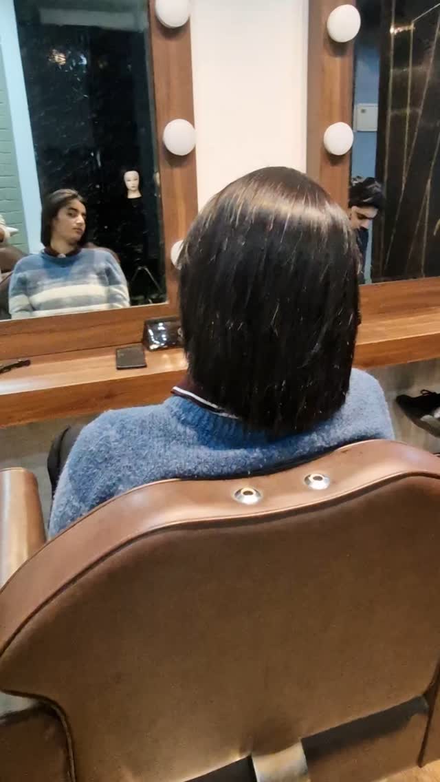 Client at a styling station inside Brideocity by Tuba, Sopore